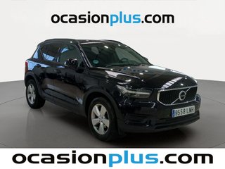 Volvo XC40 T2 Momentum Core 95 kW (129 CV)