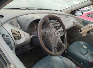 1759972 piloto trasero derecho nissan almera tino