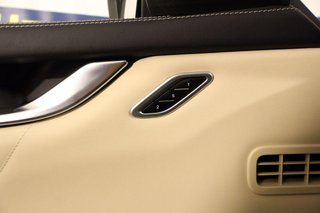 Maserati Ghibli S Q4 GranLusso 430cv