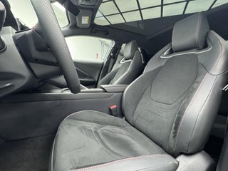 Toyota C-HR GR Sport Plug-in Hybrid 220