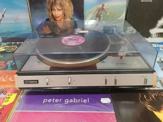 Tocadiscos Fisher japonés