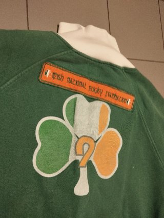 Sudadera XL  Eire marca TDK