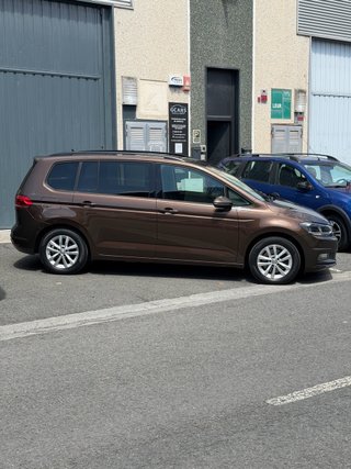 Volkswagen Touran Advance TDI 2016