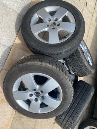 5 Llantas VAG 16 con Neumáticos Michelin/Firestone