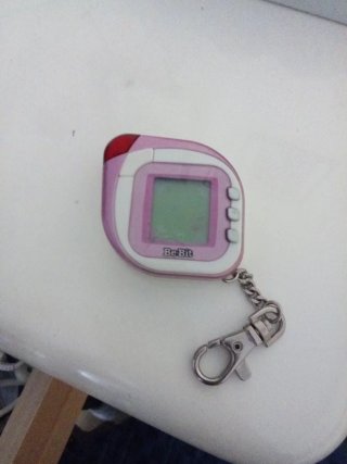 Be-Bit Tamagotchi Rosa