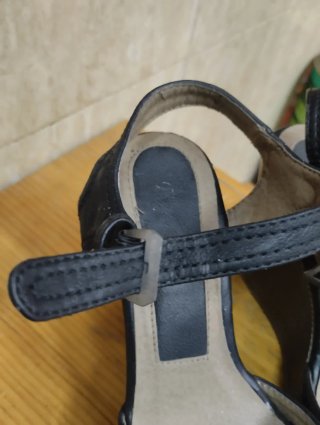 Cuñas tacón negras