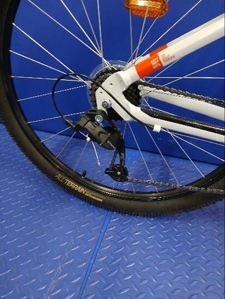 Bicicleta MTB Travesía Expl 50 Gris Claro