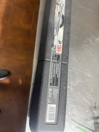 Llave dinamométrica con accesorios