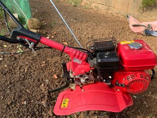 Motocultor Honda en perfecto estado muy poco usado