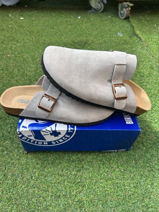 Zuecos Birkenstock Gris Talla 43