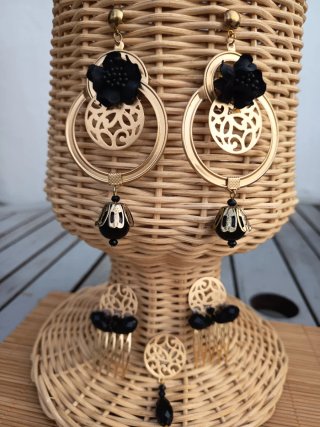 Complementos Flamenca Negro y Dorado