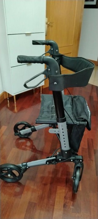 Tacata 4 ruedas con bolsa