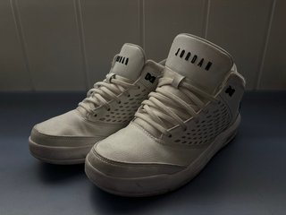 Jordan 4 Flight Blancas