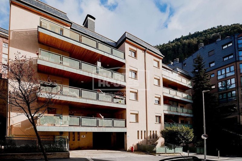 2-bedroom flat for sale in Encamp · 17 of 35