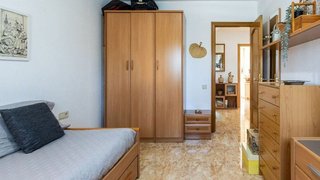 Casa adosada en venta en Les Arenes - La Grípia  Can Montllor en Terrassa
