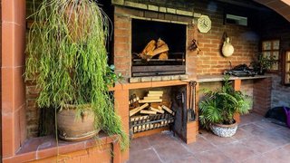 Casa adosada en venta en Les Arenes - La Grípia  Can Montllor en Terrassa