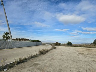 Terreno en venta en Las Marinas en Garrucha