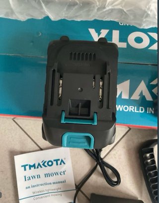 Decespugliatore a batteria TMAKOTA 68V