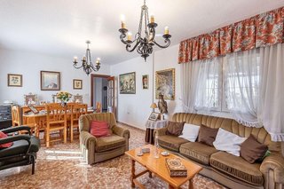 Chalet en venta en Atarfe