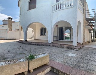 Chalet en venta en Empuriabrava en Castelló d´Empúries