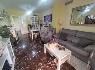 Piso en venta en Santa Rosa - Valdeolleros en Córdoba