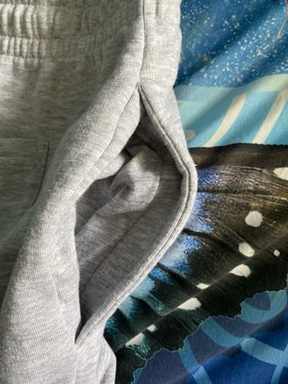 Pantalones cortos grises