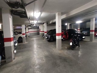 Garaje en venta en Zubia (La)