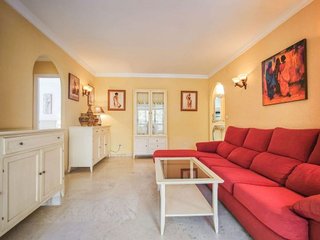 Piso en venta en Playa de la Fontanilla en Marbella
