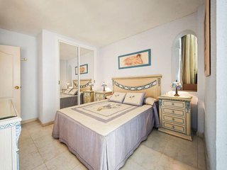 Piso en venta en Playa de la Fontanilla en Marbella