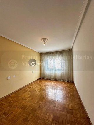 Piso en venta en Verín