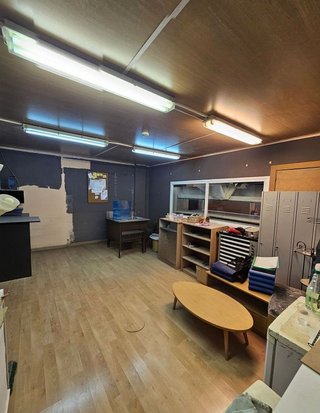 Nave industrial en venta en Santa Eulàlia de Ronçana