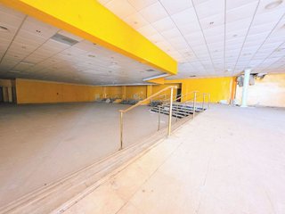 Nave industrial en venta en Lucena