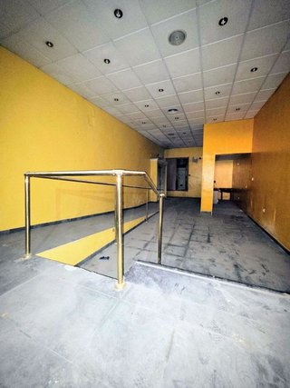Nave industrial en venta en Lucena