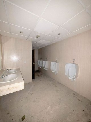Nave industrial en venta en Lucena