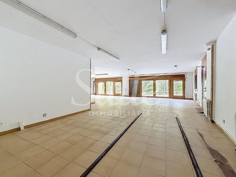 Commercial premises seasonal rent in Pal, La Massana · 5 of 13