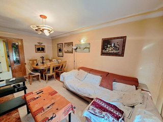 Piso en venta en Reyes en Parla
