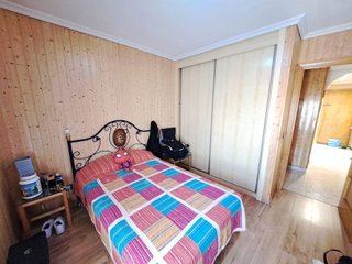 Piso en venta en Reyes en Parla