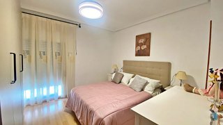 Casa adosada en venta en Abarán