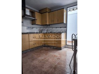 Piso en venta en Lucena