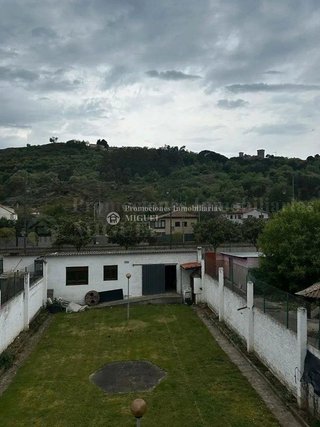 Chalet en venta en Verín