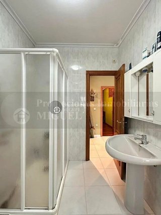 Chalet en venta en Verín