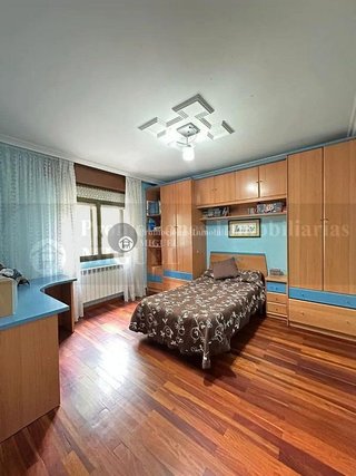Chalet en venta en Verín