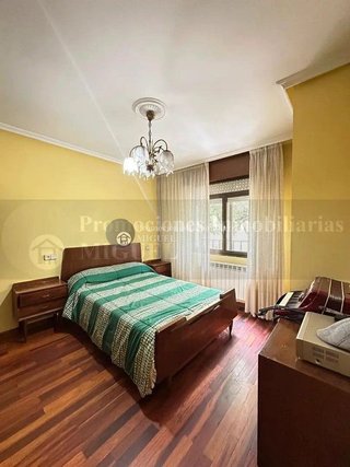 Chalet en venta en Verín
