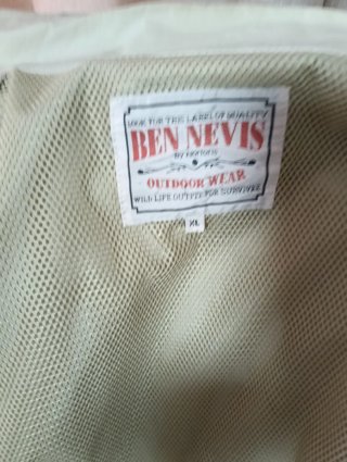 Gabardina Ben Nevis Beige Talla XL. MUY POCO USADA