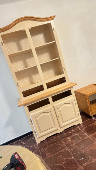 Vitrina  de madera y cristal restaurada