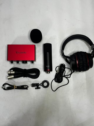 Focusrite Scarlett Solo Studio Interfaz Audio