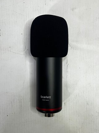 Focusrite Scarlett Solo Studio Interfaz Audio