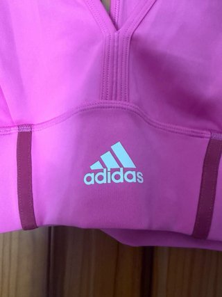 Top deportivo Adidas rosa Talla XS