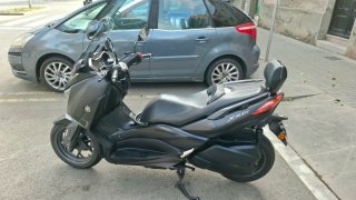 Yamaha Xmax 300 gris