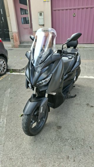 Yamaha Xmax 300 gris